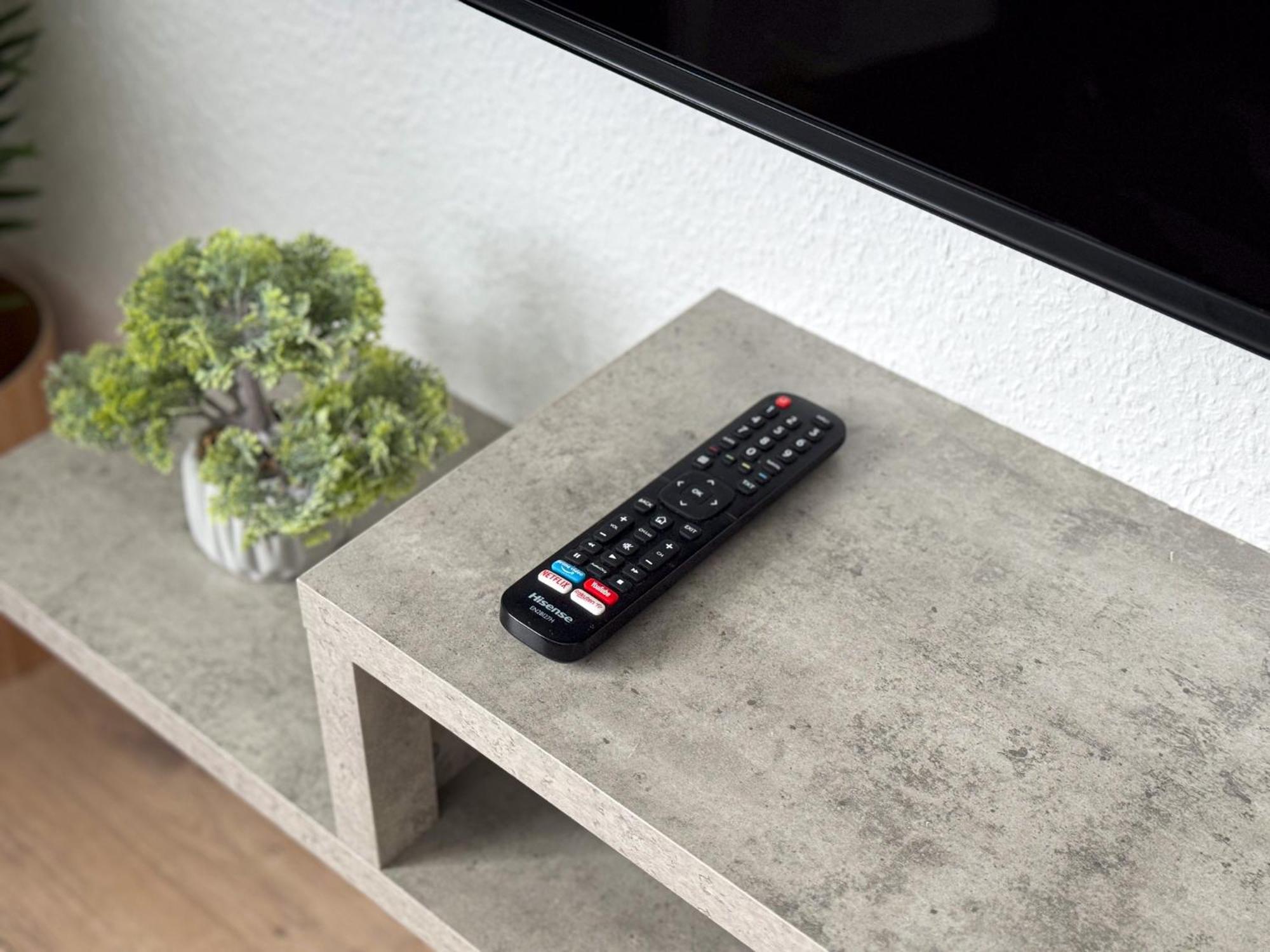 110Qm - 4 Zimmer - Privat Parkplatz - Zentral - Balkon - Mallibase Apartments カッセル エクステリア 写真