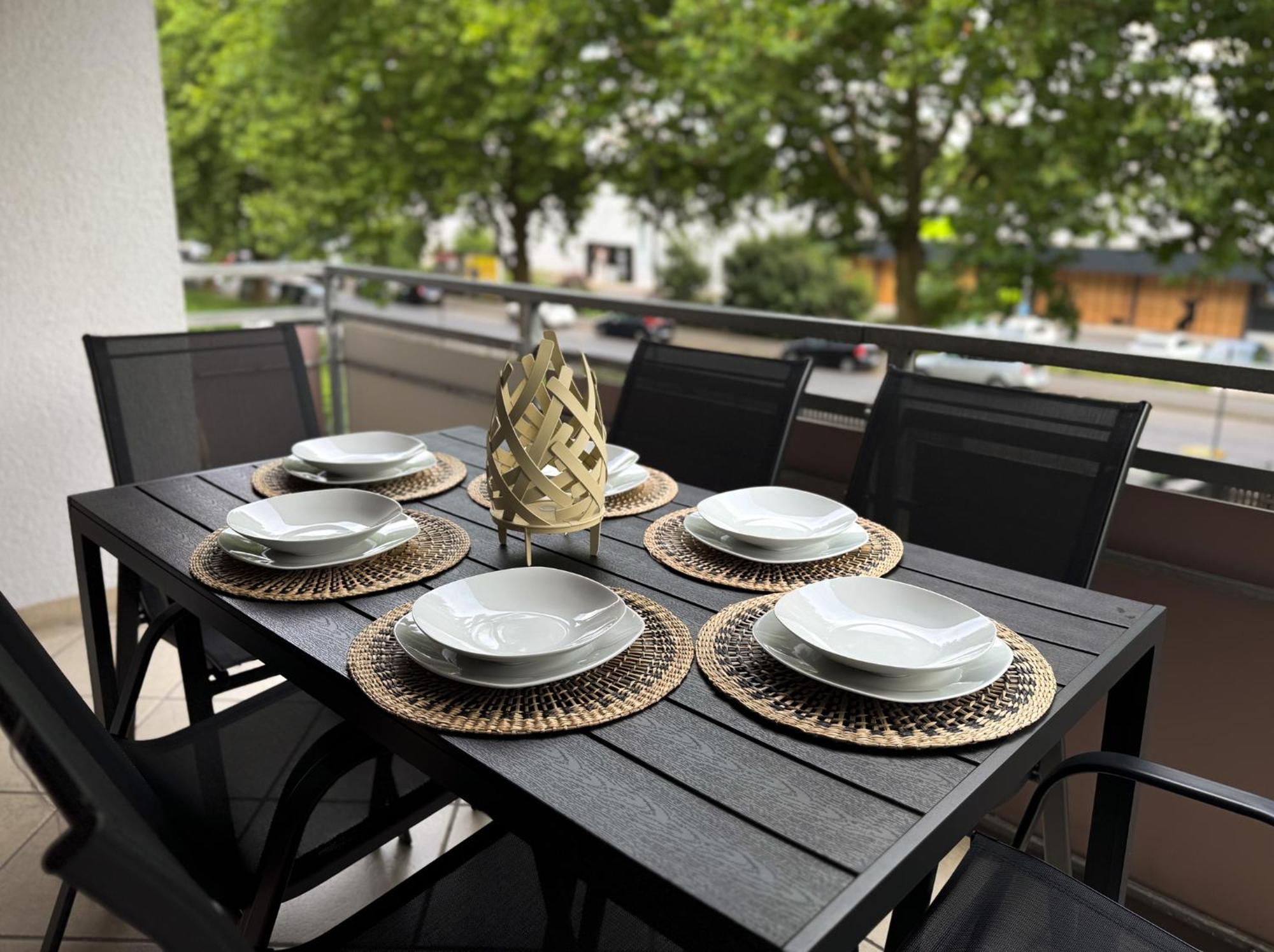 110Qm - 4 Zimmer - Privat Parkplatz - Zentral - Balkon - Mallibase Apartments カッセル エクステリア 写真